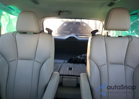 2019 Subaru Ascent Limited z USA, uszkodzony, nr VIN 4S4WMAPD8K3468908